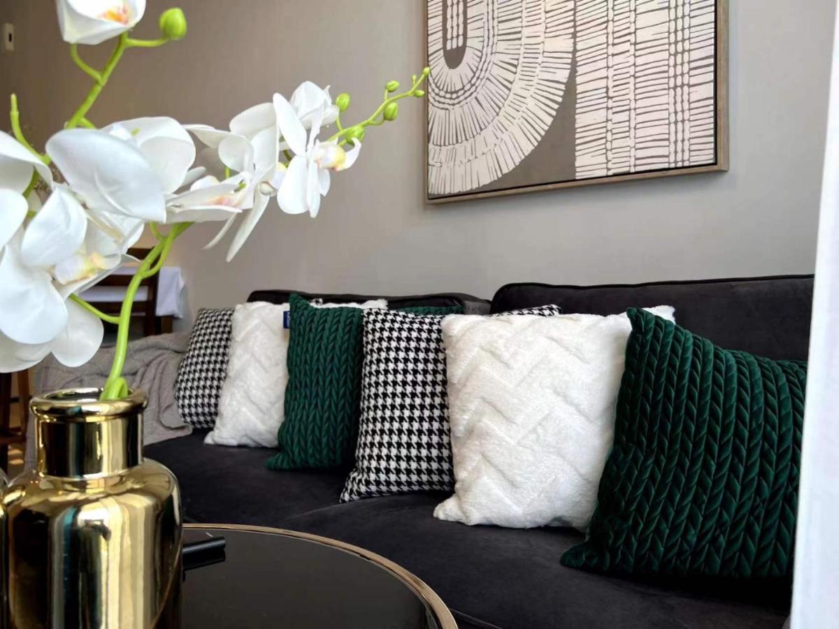 The Luxe By Infinitum Suites Kuala Lumpur Luaran gambar